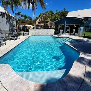 4* Aparthotel Rainbow Getaway